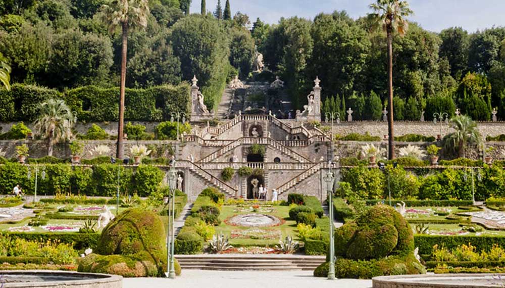 Villa Garzoni a Collodi in Toscana, il Giardino delle Farfalle  