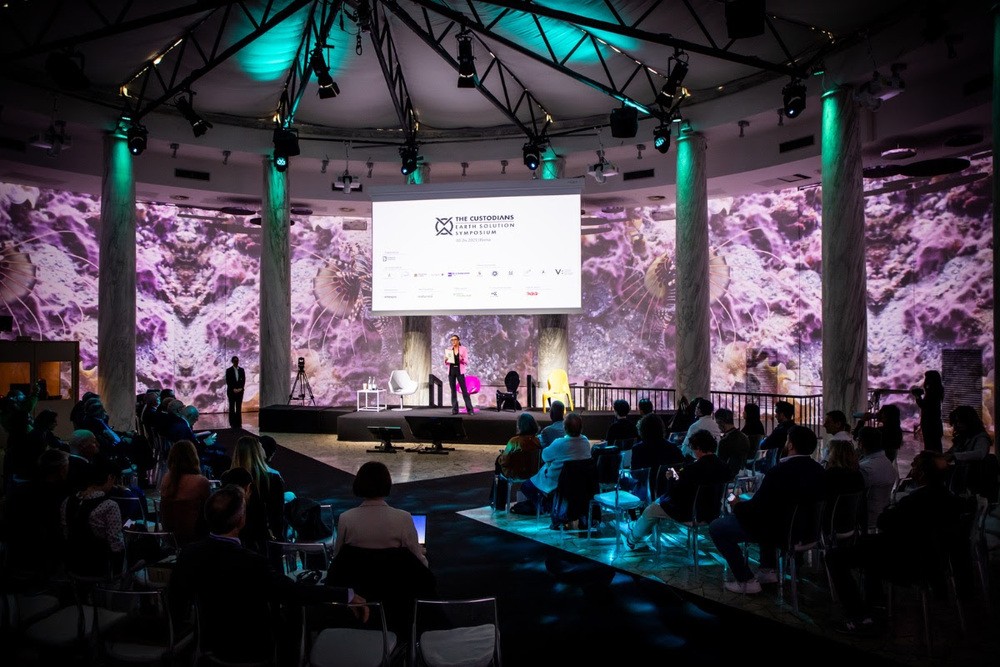 The Custodians Symposium contro le microplastiche