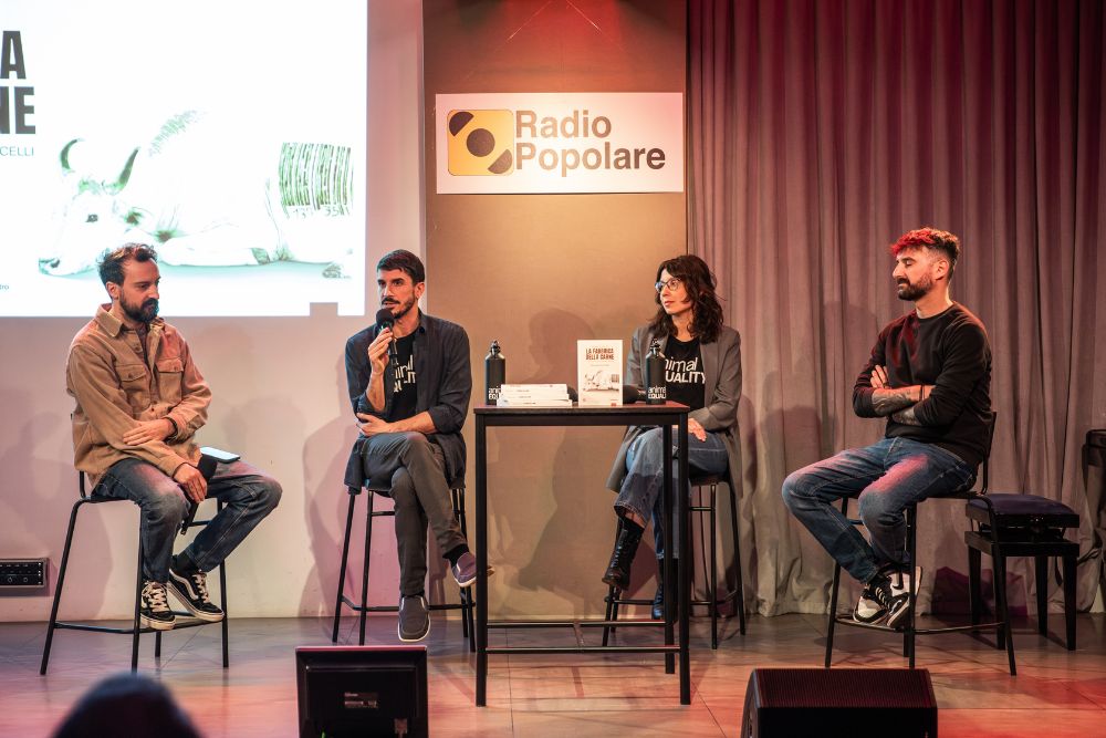 La presentazione del libro "La fabbrica della carne"