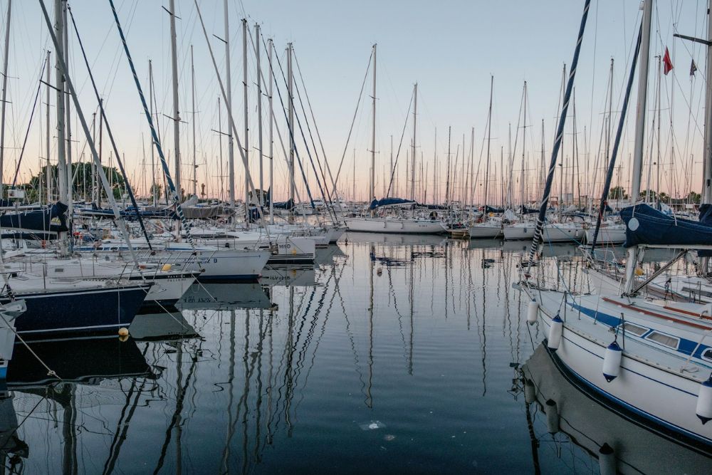 Oli esausti: da rifiuto a risorsa nei porti italiani