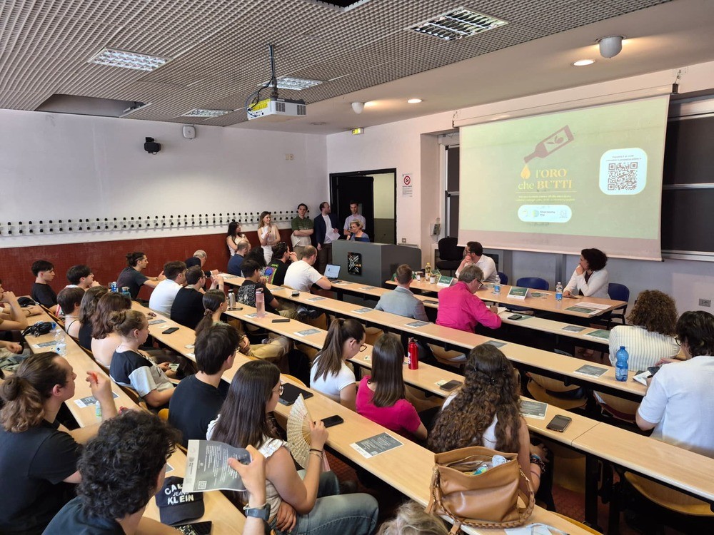 Conoe Bicocca, olio esausto e ambiente (foto fornita da comunicato stampa)